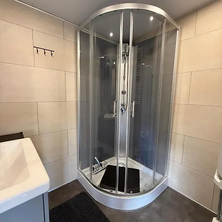 Σαλέ Nieuw Luxe In Bos Met Veel Privacy & Rust!
