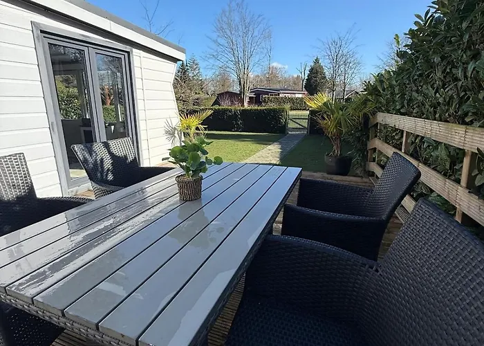 Nieuw Luxe In Bos Met Veel Privacy & Rust! *