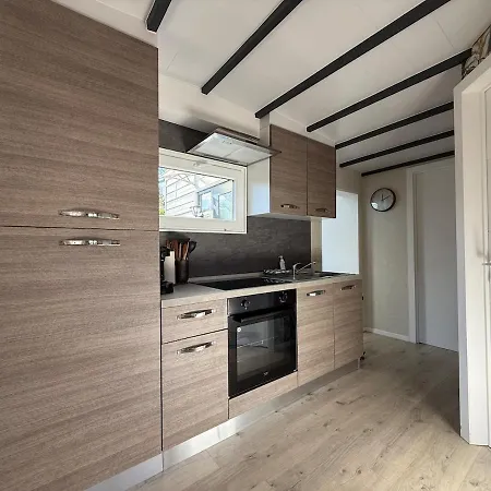 Nieuw Luxe In Bos Met Veel Privacy & Rust! * بارلي ناسو